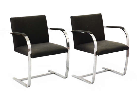 Ludwig Mies van der Rohe. Pair of armchairs model "Brno" - photo 1