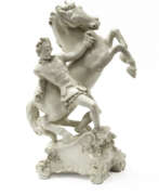 Йозеф Вакерле. Domatore di cavalli | Sculptural group in white porcelain on a baroque pedestal