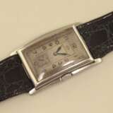 Armbanduhr: seltene, frühe Omega Herrenuhr in Edelstahl mit großem, asymmetrischen Gehäuse, 30er Jahre - Foto 1