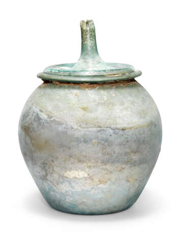 A ROMAN GLASS CINERARY URN AND LID - photo 2