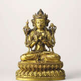 A VERY RARE AND FINELY CAST GILT-BRONZE FIGURE OF MAITREYA - фото 1