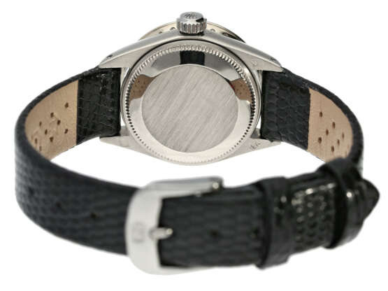Armbanduhr: Luxusmodell einer vintage Damenuhr von Rolex von 1972, Referenz 6917 in der seltenen 18K Weißgoldausführung mit Brillantlünette und Diamantzifferblatt - photo 2