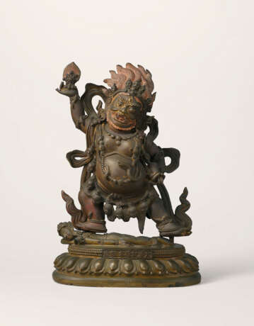 A BRONZE FIGURE OF MOHAYAMARI AND A STAND - photo 1