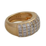 Ring mit 50 Prinzessdiamanten, zusammen ca. 2,5 ct, - Foto 2