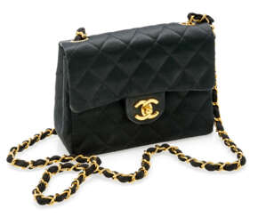 Chanel - kleine Satin Flap Bag