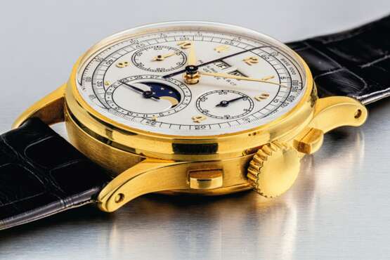 PATEK PHILIPPE AN EXTREMELY RARE 18K GOLD PERPETUAL CALENDAR... - фото 2