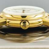 PATEK PHILIPPE AN EXTREMELY RARE 18K GOLD PERPETUAL CALENDAR... - фото 3