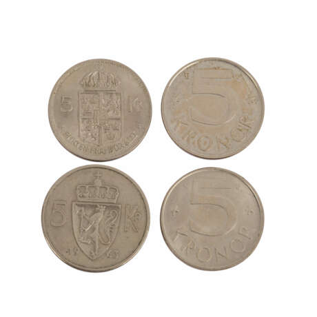 Schuhkarton mit Münzen und Medaillen, - фото 4