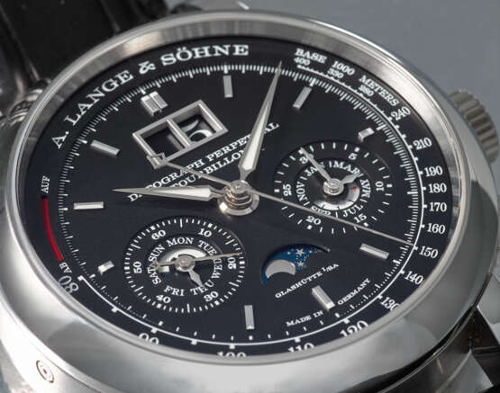 A LANGE & SÖHNE AN EXTREMLY FINE AND RARE PLATINUM LIMITED E... - photo 3