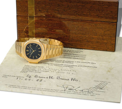 Patek Philippe A fine and extremely rare 18K gold automatic ... - photo 1