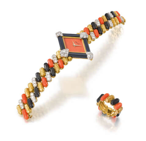 Piaget A very fine and elegant 18K gold, black onyx, coral a... - photo 2