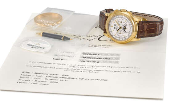 Patek Philippe A fine, large and rare 18K gold perpetual cal... - photo 1