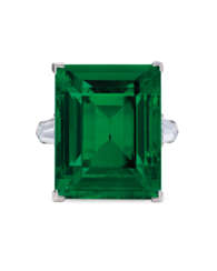 SUPERB EMERALD AND DIAMOND RING