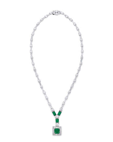 EMERALD AND DIAMOND NECKLACE - фото 1