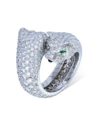 EMERALD, DIAMOND AND ONYX 'PANTHÈRE' RING, CARTIER