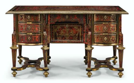 A LOUIS XIV EBONY, BRASS AND RED TORTOISESHELL 'BOULLE MARQU... - photo 1