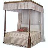 A MAHOGANY FOUR-POSTER BED - photo 1