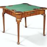 A GEORGE II WALNUT CONCERTINA-ACTION GAMES TABLE - photo 2