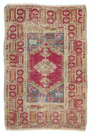 A GROUP OF FOUR GHIORDES CARPETS - photo 3