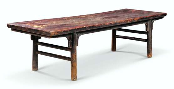 A CHINESE PAINTED LOW TABLE - photo 1