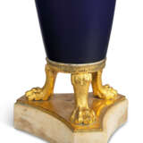 A PAIR OF DIRECTOIRE ORMOLU-MOUNTED BLUE GLASS VASES - photo 3
