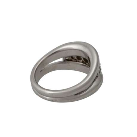 Ring mit Brillanten zusammen ca. 0,45 ct, - photo 3