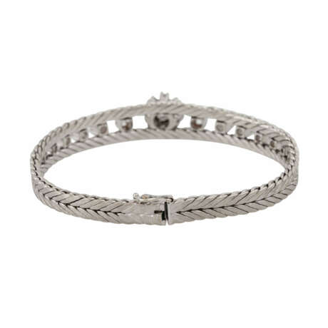 Armband mit 21 Brillanten, zusammen ca. 2,07 ct (punziert) - Foto 2