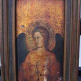 Giovanni Bonsi (active around 1370)-school, Gold-ground panel of a praying angel with halo and dark wings - photo 1