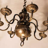 Small Louis XVI chandelier with seven branches ending in tazzas with spikes - фото 3