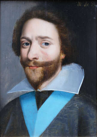 French School 17th Century, Portrait of a gentleman in dark robe with blue sharp in front of black background - photo 2