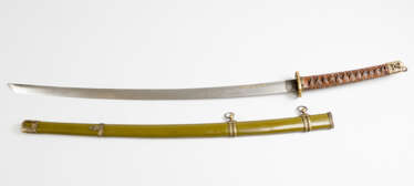 Asian long sword with damascene blade in bowed shape