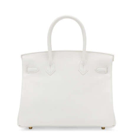 Hermes. A WHITE CLÉMENCE LEATHER BIRKIN 30 WITH GOLD HARDWARE - фото 3