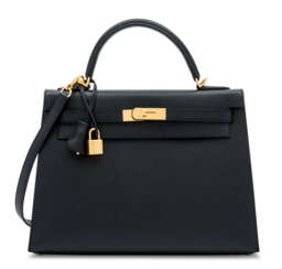 A BLACK EPSOM LEATHER SELLIER KELLY 32 WITH GOLD HARDWARE