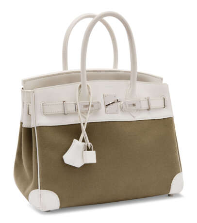 Hermes. A WHITE SWIFT LEATHER & TOILE OFFICIER BIRKIN 30 WITH PALLAD... - фото 2