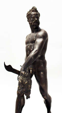Giovanni da Bologna (1529-1608)-follower, Bronze sculpture of a walking naked warrior with male head and sword in the hands - фото 3