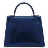 Hermes. A BLEU SAPHIR CALF BOX LEATHER SELLIER KELLY 28 WITH GOLD HA... - фото 3