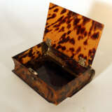 Dutch tortoishell box in shape of a book, one lid with silver lock and hinges - фото 2