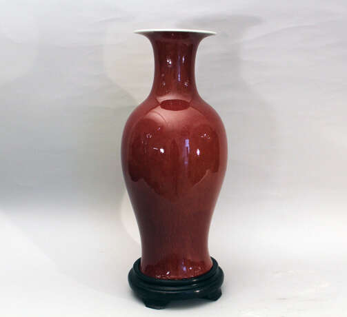 Chinese oxblood vase in elegan baluster shape with long thin neck and wide upper border - фото 1