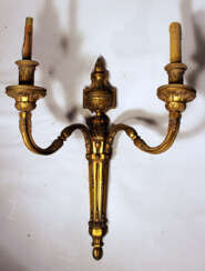 A French single wall applique in Louis XVI style, with two S-shaped branches and spouts