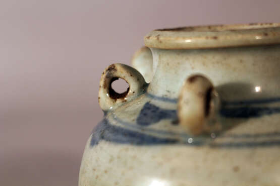 A small Ming porcelain pilgrims can, in bowed shape with small neck. four rings and one spout - фото 2