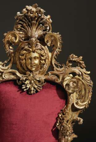 A SOUTH ITALIAN GILTWOOD AND 'MECCA' (GILT-VARNISHED SILVER)... - Foto 2