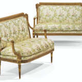 A PAIR OF LOUIS XVI BEECHWOOD AND PARCEL-GILT CANAPES - photo 1