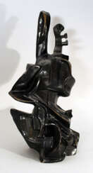 Cubistic bronze sculpture of a violinist