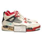 Air Jordan 4 “Fire Red,” Player Exclusive, Game-Worn Signed Sneaker - Foto 12