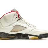 Air Jordan 5 “Fire Red,” Player Exclusive Sneaker - фото 3