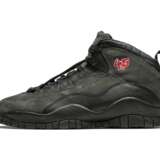 Air Jordan 10 “Shadow,” Player Exclusive Sneaker - фото 2