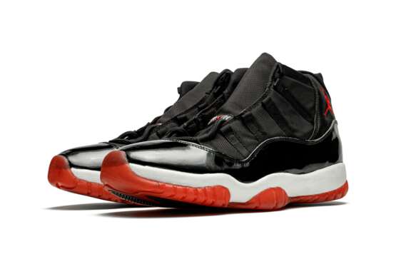 Air Jordan 11 “Bred,” Player Exclusive Sneaker - фото 1
