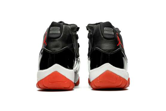 Air Jordan 11 “Bred,” Player Exclusive Sneaker - фото 12