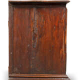 A NORTH ITALIAN WALNUT, FRUITWOOD AND MARQUETRY COMMODE - фото 3