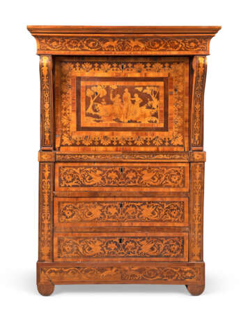 A NORTH ITALIAN WALNUT, FRUITWOOD, TULIPWOOD AND MARQUETRY SECRETAIRE-A-ABATTANT - Foto 1